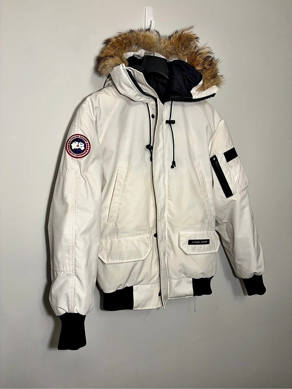 Canada Goose Chilliwack Bomber Fur-Trim Puffer White XS